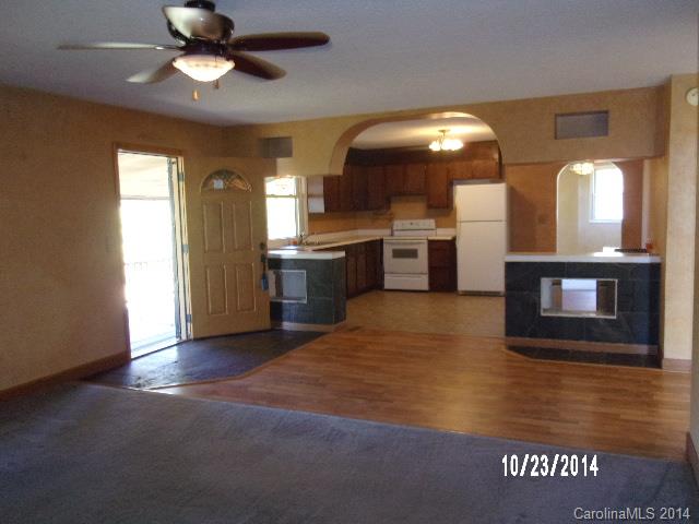 2883 Hart Road Clover, SC 29710 - Photo 7 of 19
