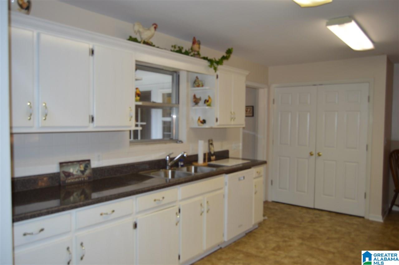 9344 Central Road Warrior, AL 35180 - Photo 14 of 39