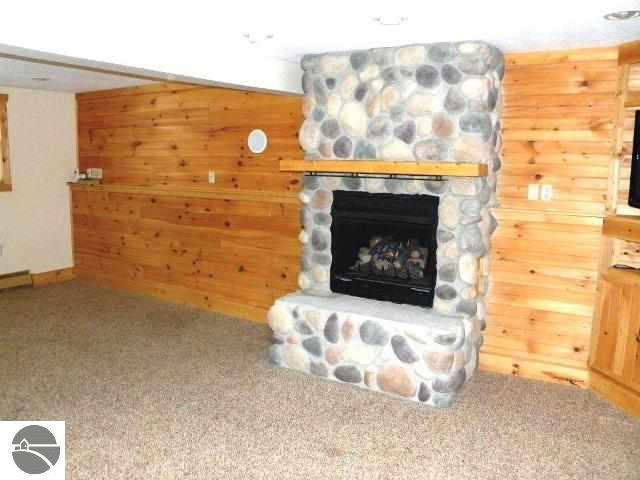 2136 Alden Road Beulah, MI 49617 - Photo 9 of 21 1733459-8.JPG