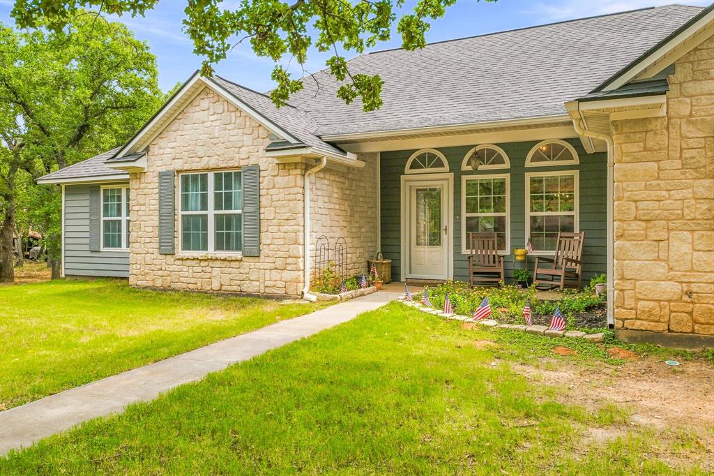 330 Rambling Oaks Road Graham, TX 76450 - Photo 3 of 34 Gallery Image 3