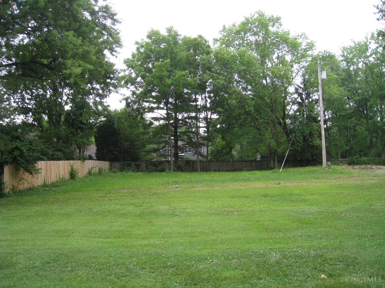 983 8 Mile Road Cincinnati, OH 45255 - Photo 6 of 12 Gallery Image 6