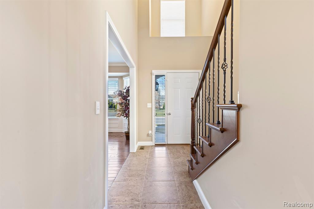 29204 Ridge Court Warren, MI 48092 - Photo 11 of 33 Gallery Image 11