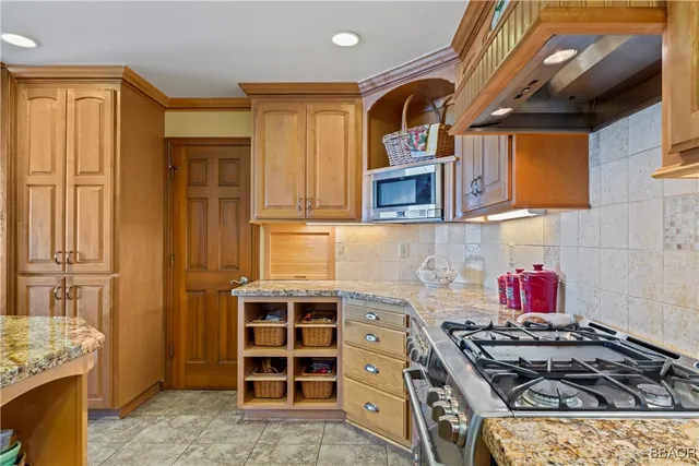 $875,000 | 26419 Apache Trail, Rimforest, CA 92378