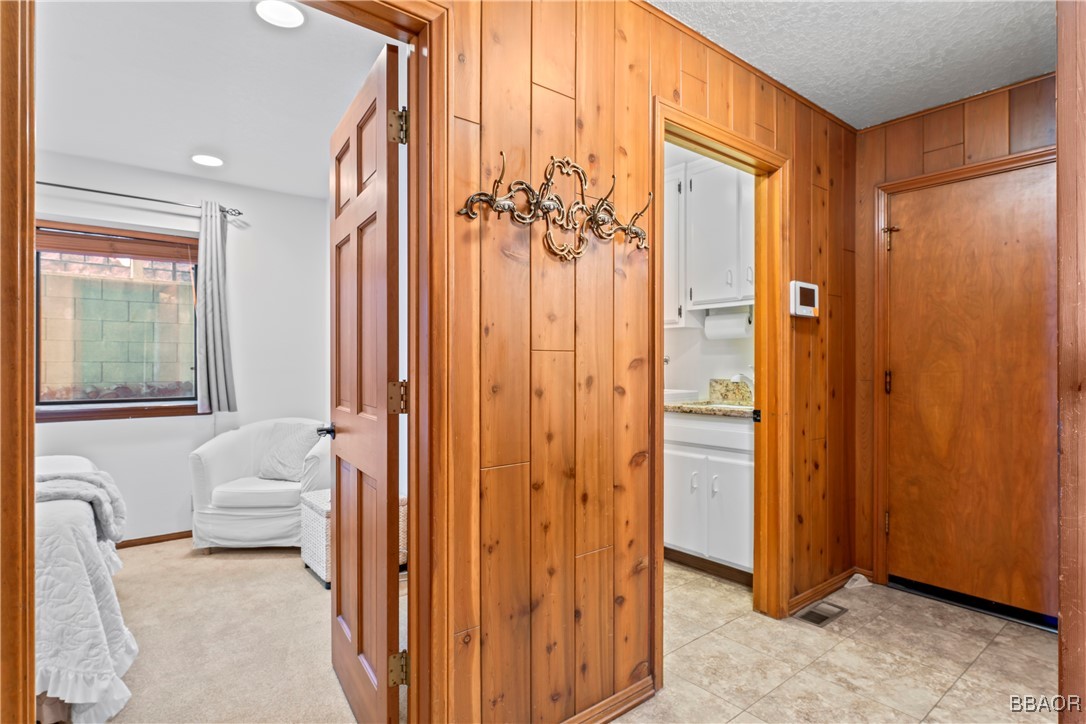 26419 Apache Trail Rimforest, CA 92378 - Photo 17 of 50
