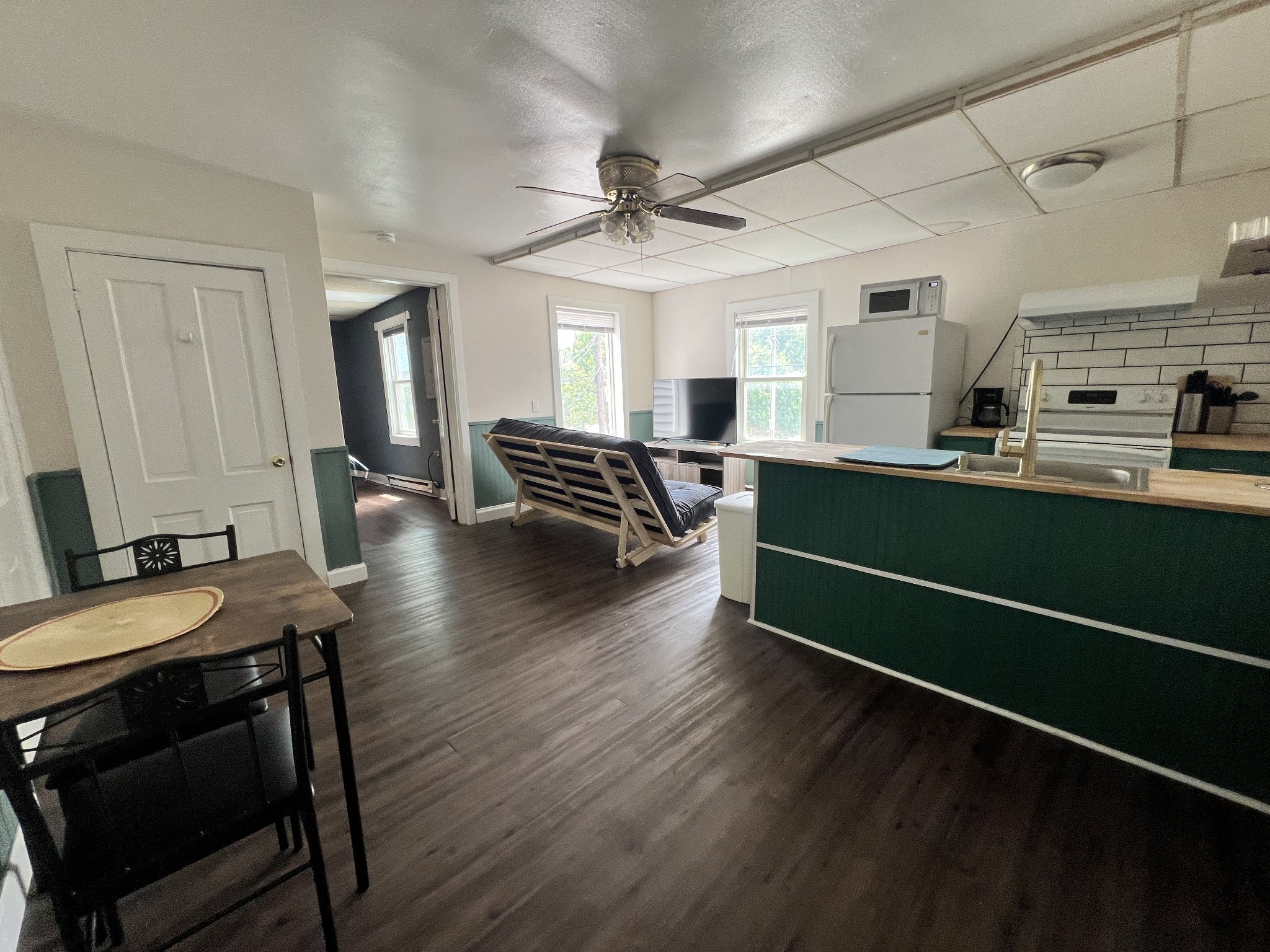 917 South High Street Columbia, TN 38401 - Photo 11 of 42 a view of a dining room with furniture window and wooden floor