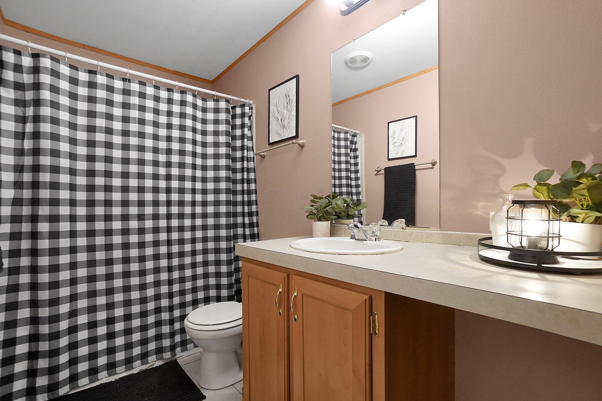 307 Chambersburg Road Columbus, OH 43207 - Photo 18 of 24 18-web-or-mls-307-chambersburg-rd