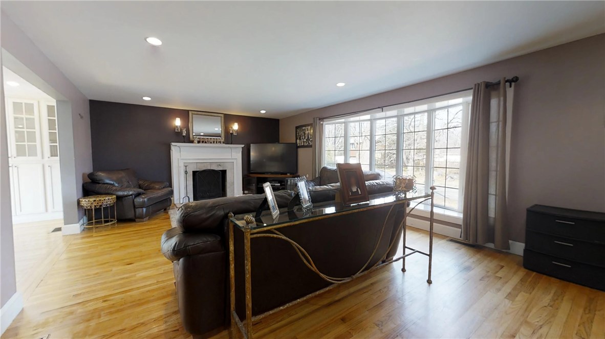10 Friar Tuck Road Warwick, RI 02886 - Photo 10 of 39