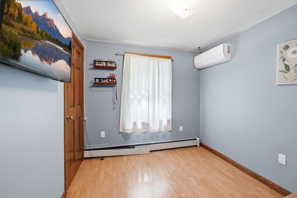 87 Allen Road Sturbridge, MA 01566 - Photo 21 of 40