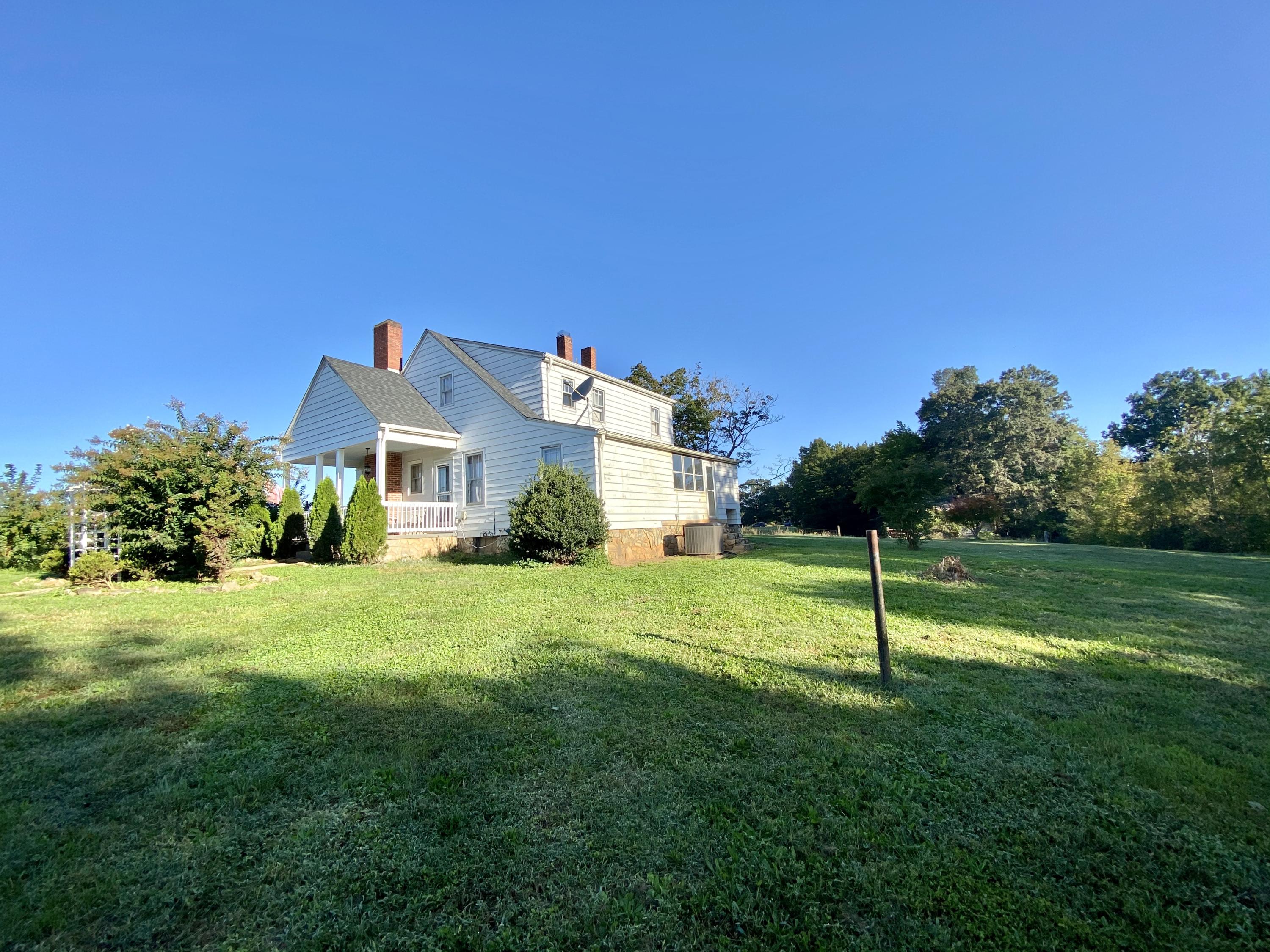 4100 Hatchett Road Penhook, VA 24137 - Photo 6 of 40 IMG_3044