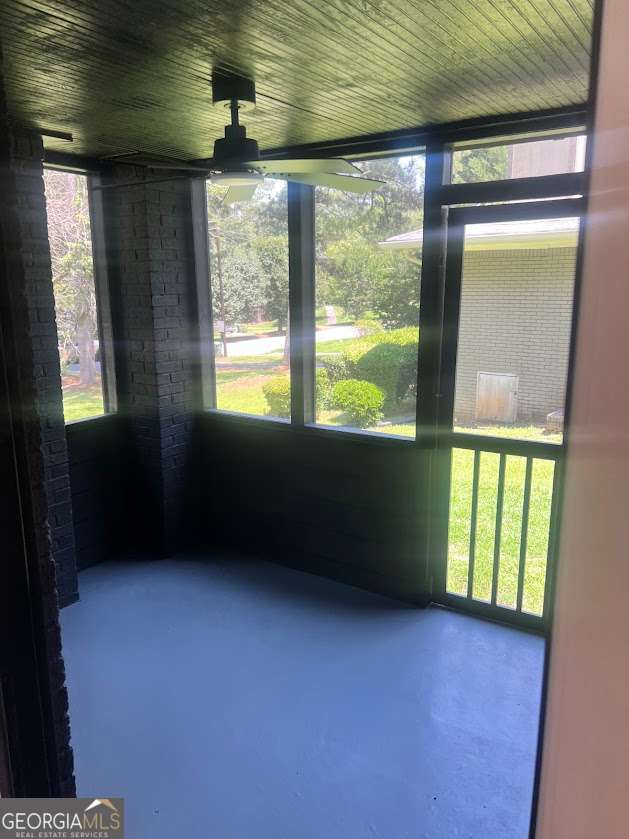 2324 Highview Road Southwest Atlanta, GA 30311 - Photo 7 of 13