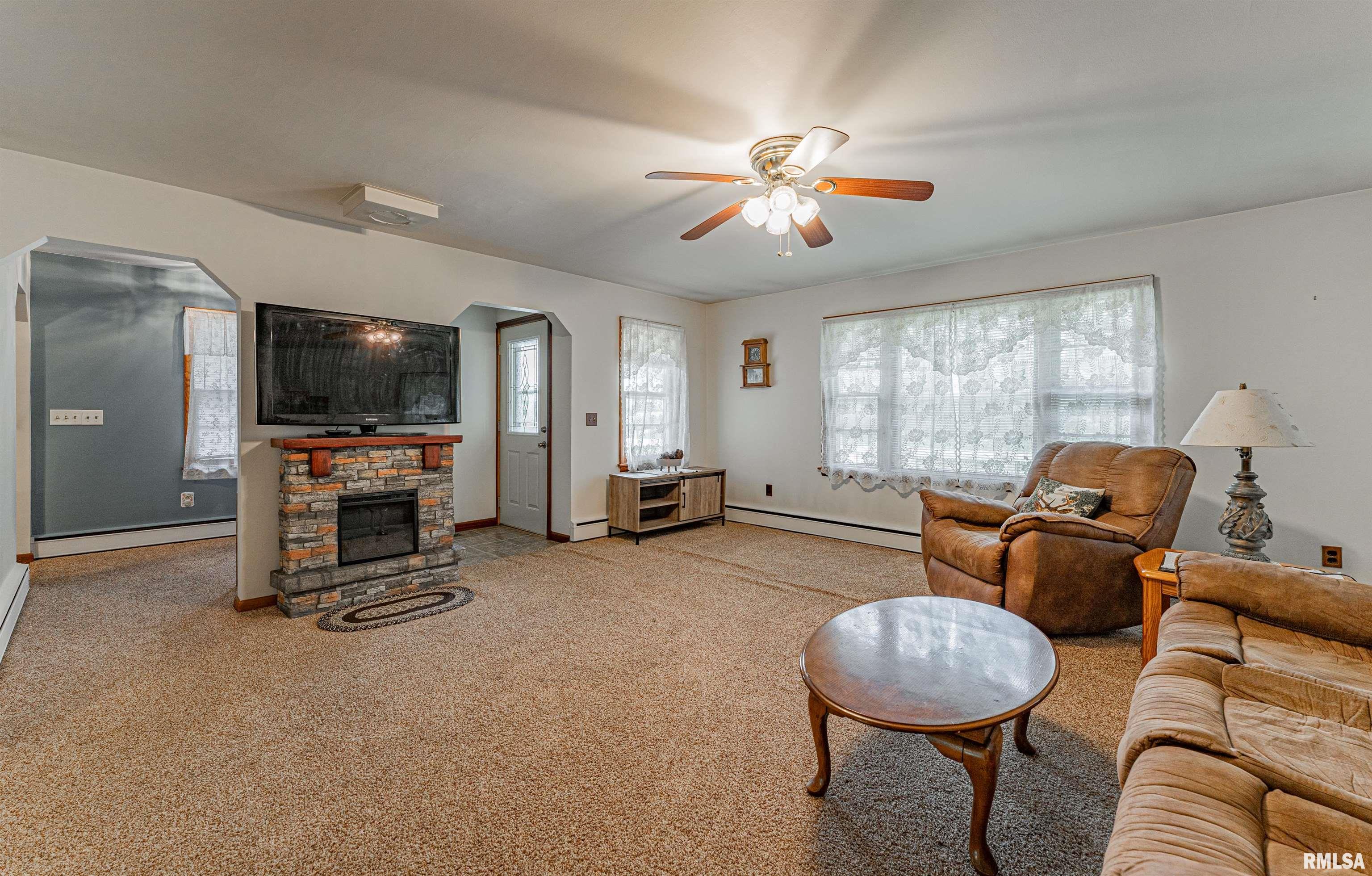 6257 North Oakley Road Argenta, IL 62501 - Photo 17 of 33 Gallery Image 17