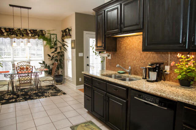 9880 Merritt Court Fairhope, AL 36532 - Photo 6 of 26 Kitchen