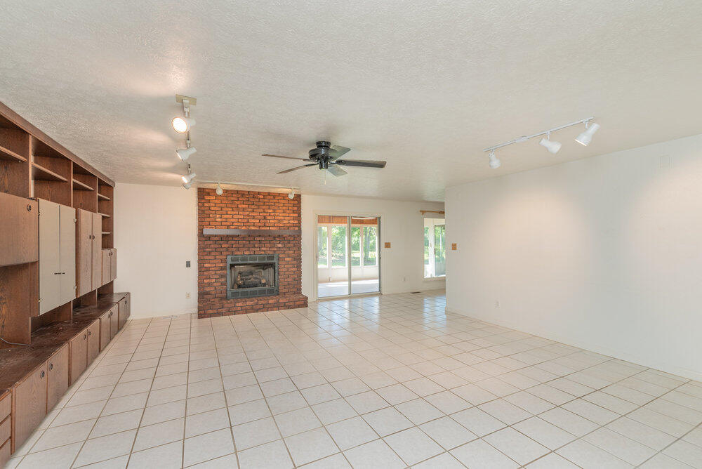 207 Cedar Road Plum Branch, SC 29845 - Photo 21 of 27 207_cedar_rd_010_662