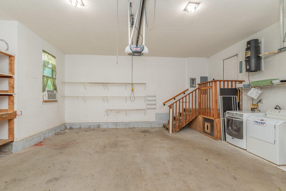 207 Cedar Road Plum Branch, SC 29845 - Photo 10 of 27 207_cedar_rd_037_814