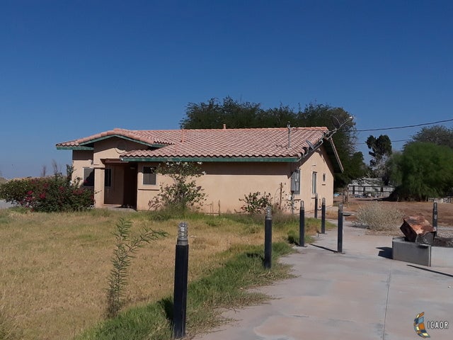 2612 Beebe Road Imperial, CA 92251 - Photo 2 of 19 Gallery Image 2