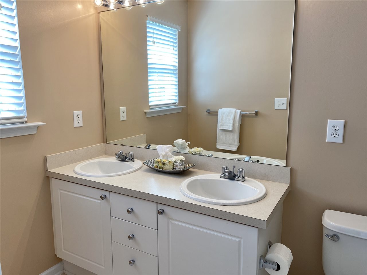 2113 Persimmon Ridge Drive Raleigh, NC 27604 - Photo 12 of 18 Photo 12