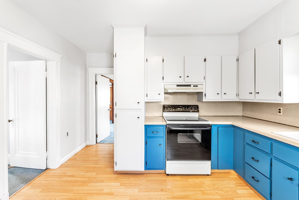8 Courtney Road Boston, MA 02132 - Photo 8 of 23 Gallery Image 8