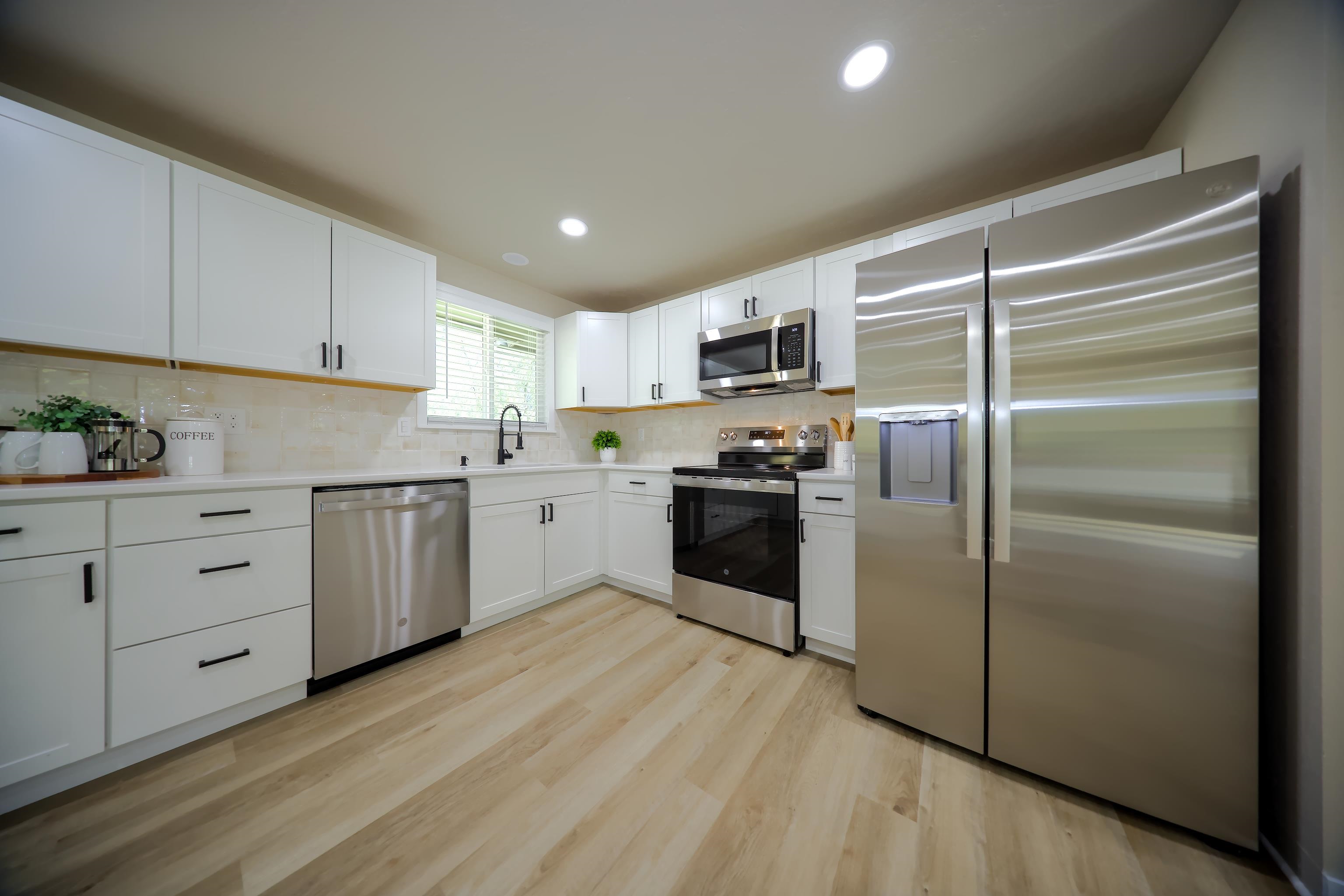 4725 South Bates Road Spokane, WA 99206 - Photo 6 of 48