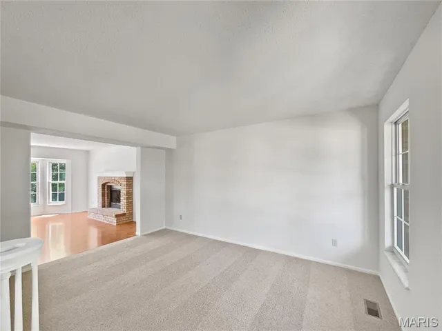 $408,000 | 4033 Treeshadow Drive, St. Peters, MO 63376