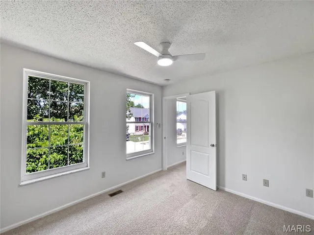 $408,000 | 4033 Treeshadow Drive, St. Peters, MO 63376