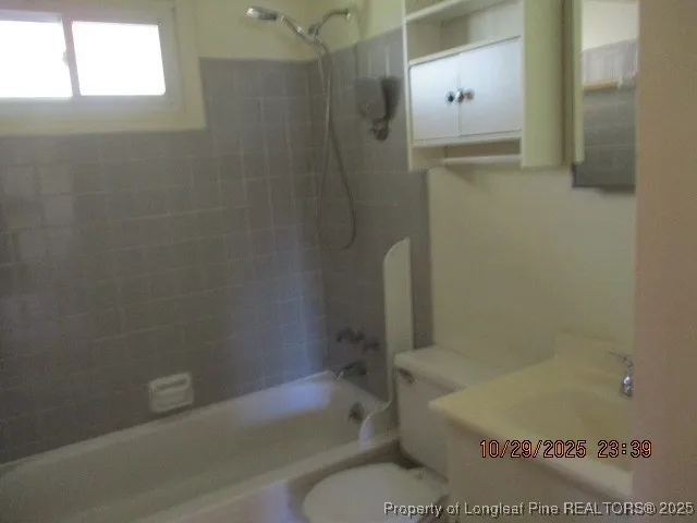 $1,400 | 4454 Wellington Drive, Fayetteville, NC 28314