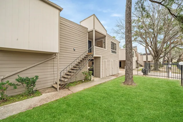 $79,995 | 17202 Imperial Valley Drive, Unit 4, Houston, TX 77060