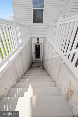 $850,000 | 542 Ironleaf Drive, Middletown, DE 19709
