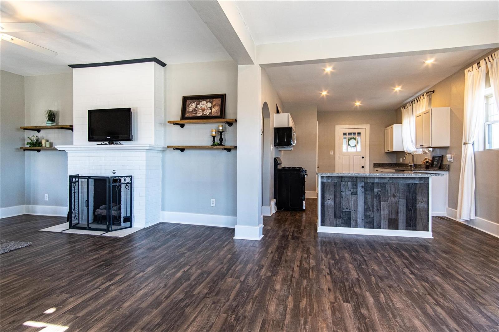 2261 Pontoon Road Granite City, IL 62040 - Photo 22 of 55 Gallery Image 22