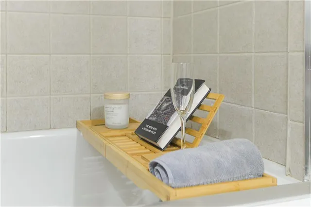 $2,400 | 736 Regina Court Northwest, Lawrenceville, GA 30043