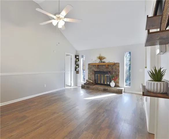 $2,400 | 736 Regina Court Northwest, Lawrenceville, GA 30043