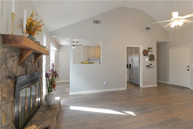 $2,400 | 736 Regina Court Northwest, Lawrenceville, GA 30043