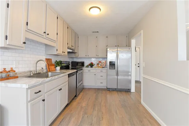 $2,400 | 736 Regina Court Northwest, Lawrenceville, GA 30043