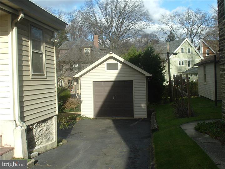 114 Township Line Road Jenkintown, PA 19046 - Photo 16 of 16 Garage