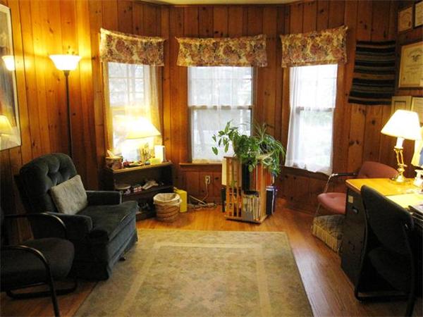 62 Riddell Street Greenfield, MA 01301 - Photo 6 of 17 Gallery Image 6