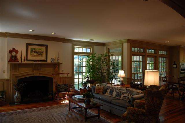 6 Collins Creek Road Greenville, SC 29607 - Photo 5 of 25