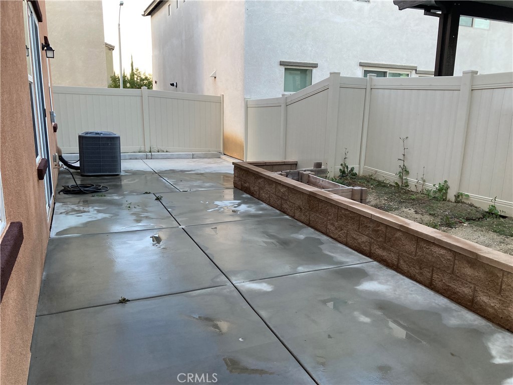42744 Azure Street Temecula, CA 92592 - Photo 13 of 19