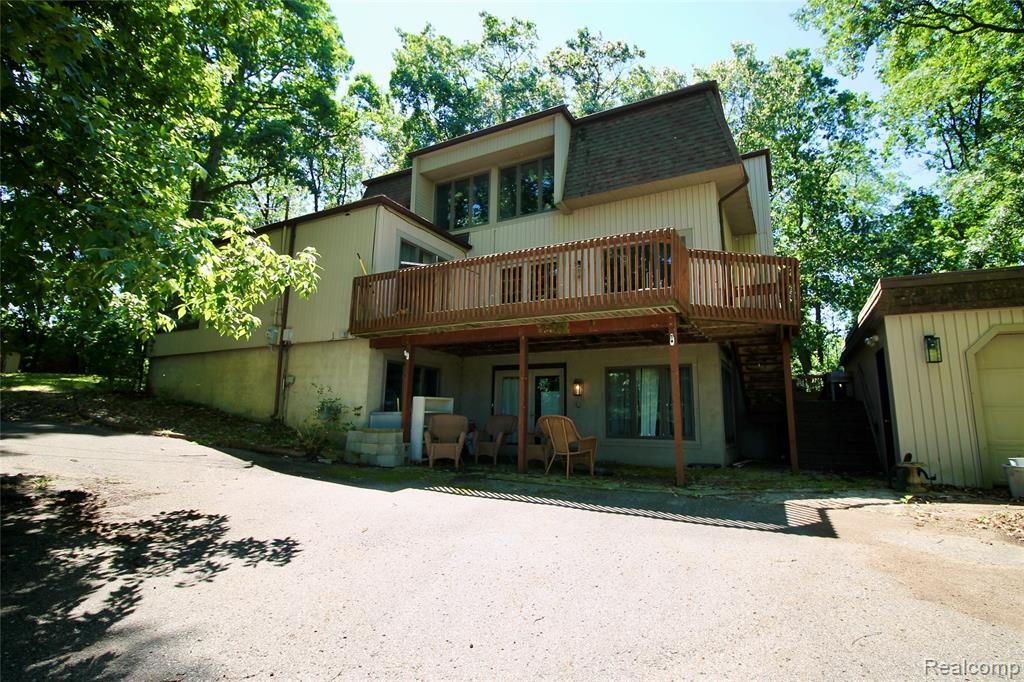 3515 Lahring Road Linden, MI 48451 - Photo 1 of 27