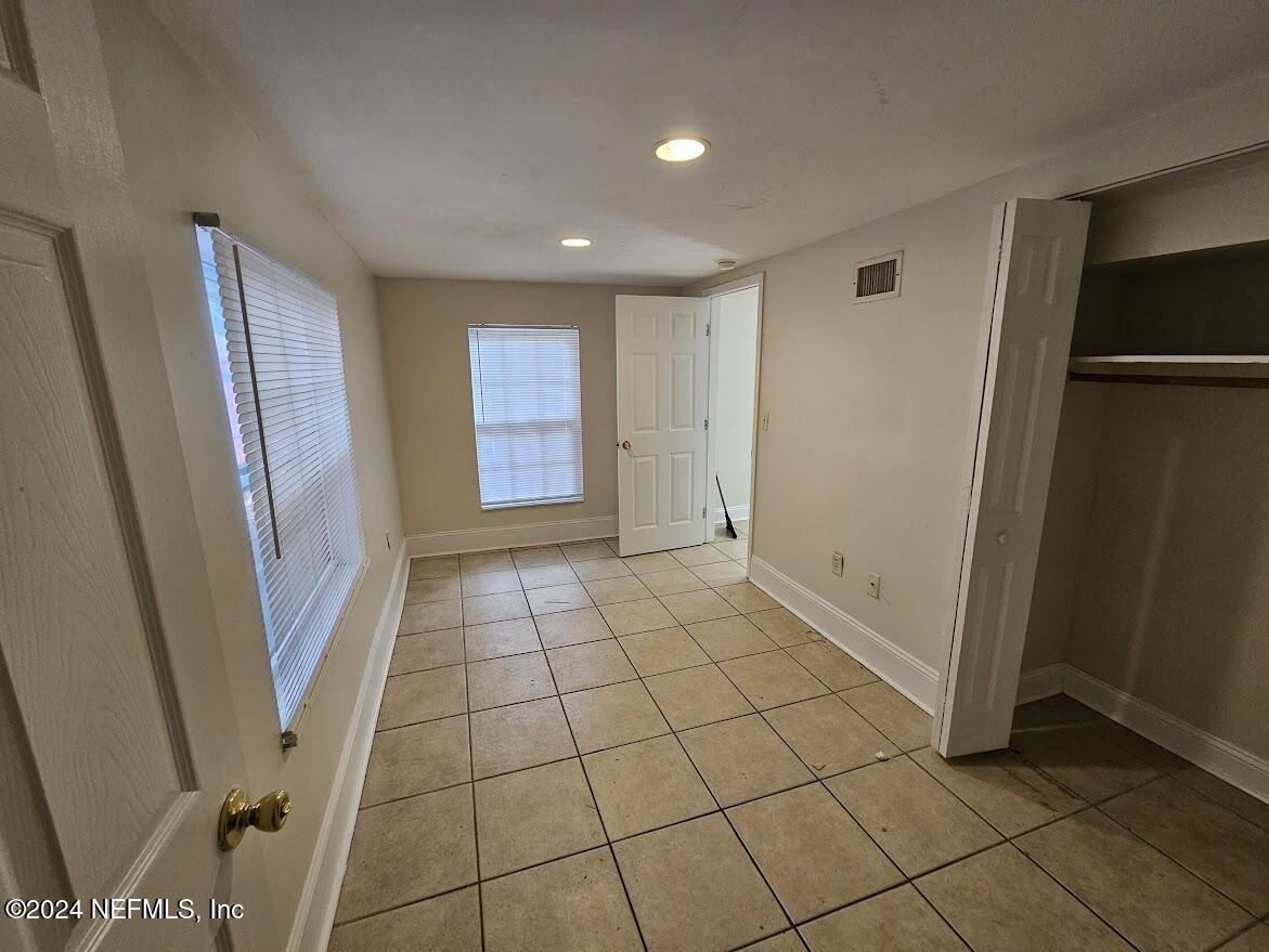 925 Phillips Street, Unit 2 Jacksonville, FL 32207 - Photo 10 of 13 bedroom2a