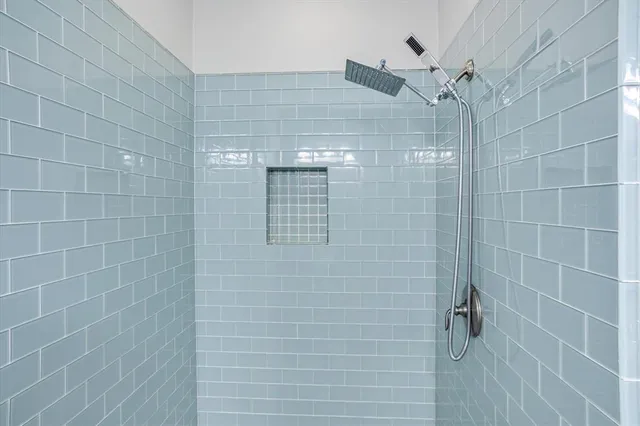 $590,000 | 280 East P Dawson Road, Maypearl, TX 76064