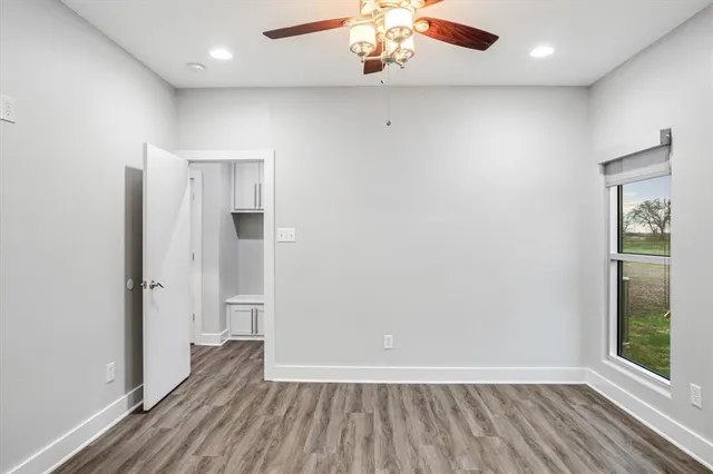 $590,000 | 280 East P Dawson Road, Maypearl, TX 76064