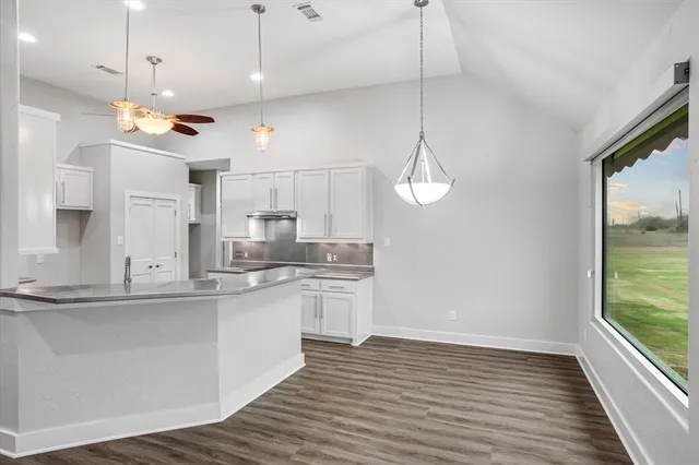 $590,000 | 280 East P Dawson Road, Maypearl, TX 76064