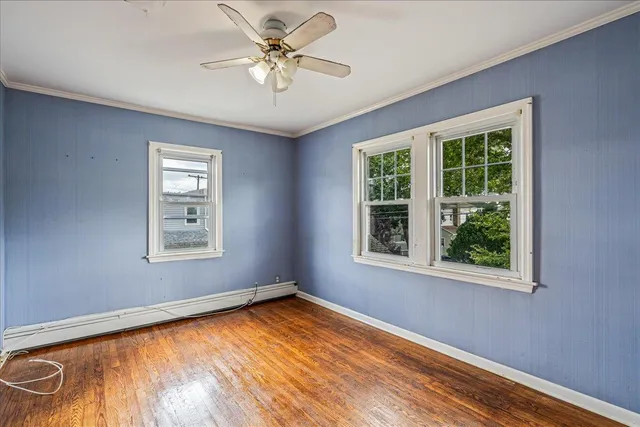 $938,000 | 33-37 204th Street | Auburndale