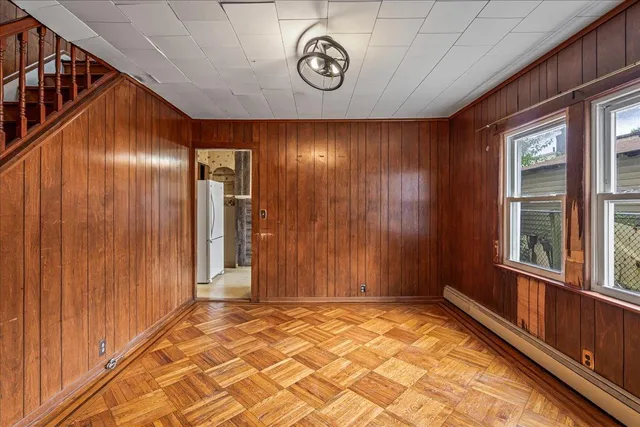 $938,000 | 33-37 204th Street | Auburndale