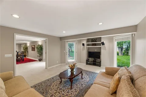 $675,000 | 14128 Flint Street, Overland Park, KS 66221