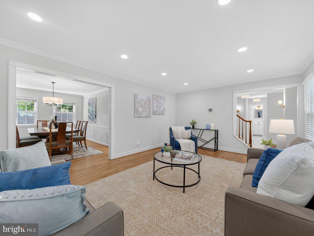 12628 St James Road Rockville, MD 20850 - Photo 9 of 64