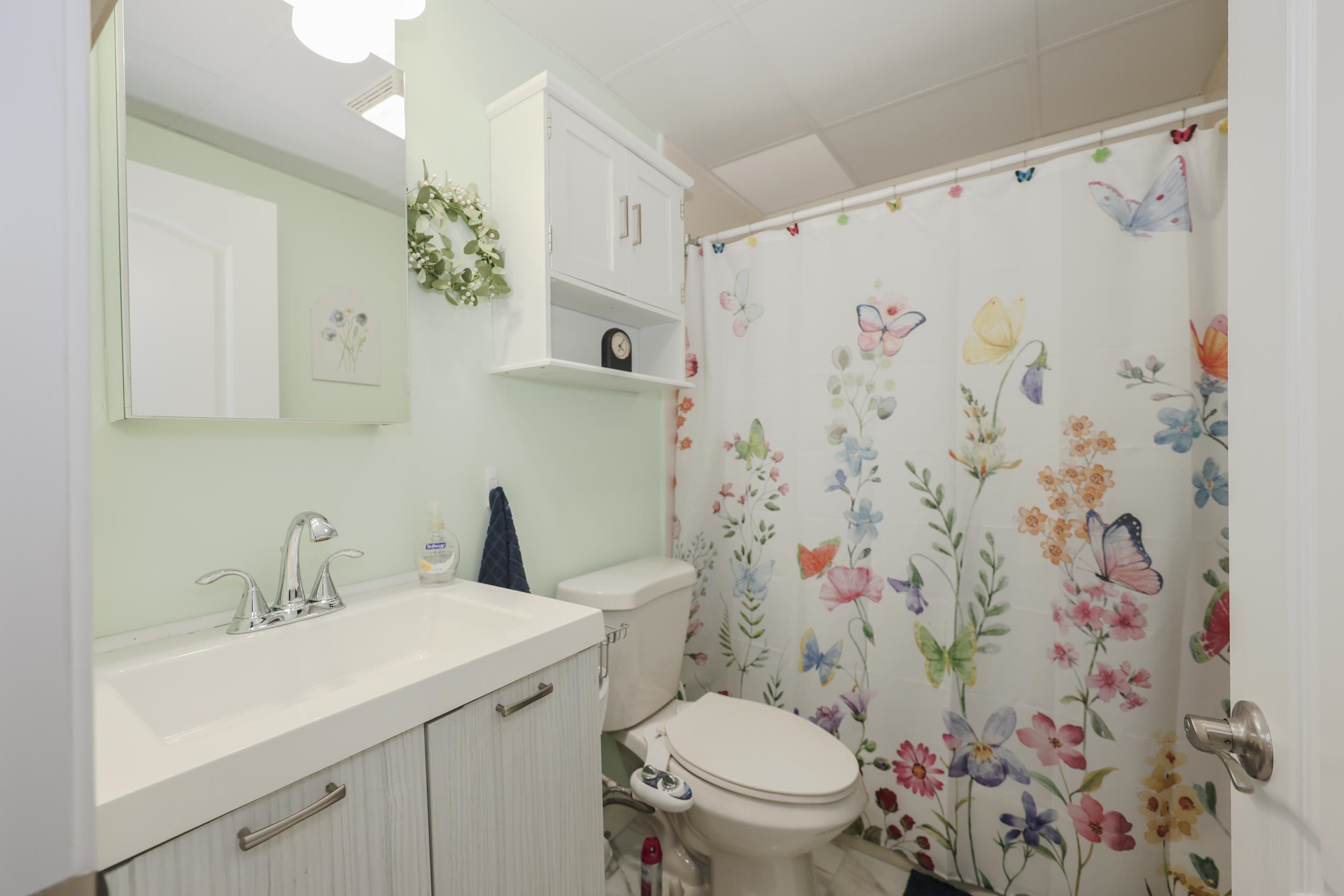 379 Huse Road, Unit 14 Manchester, NH 03103 - Photo 14 of 25