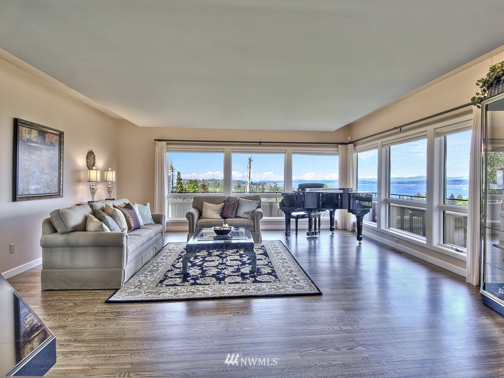 1201 Viewland Way Edmonds, WA 98020 - Photo 3 of 14
