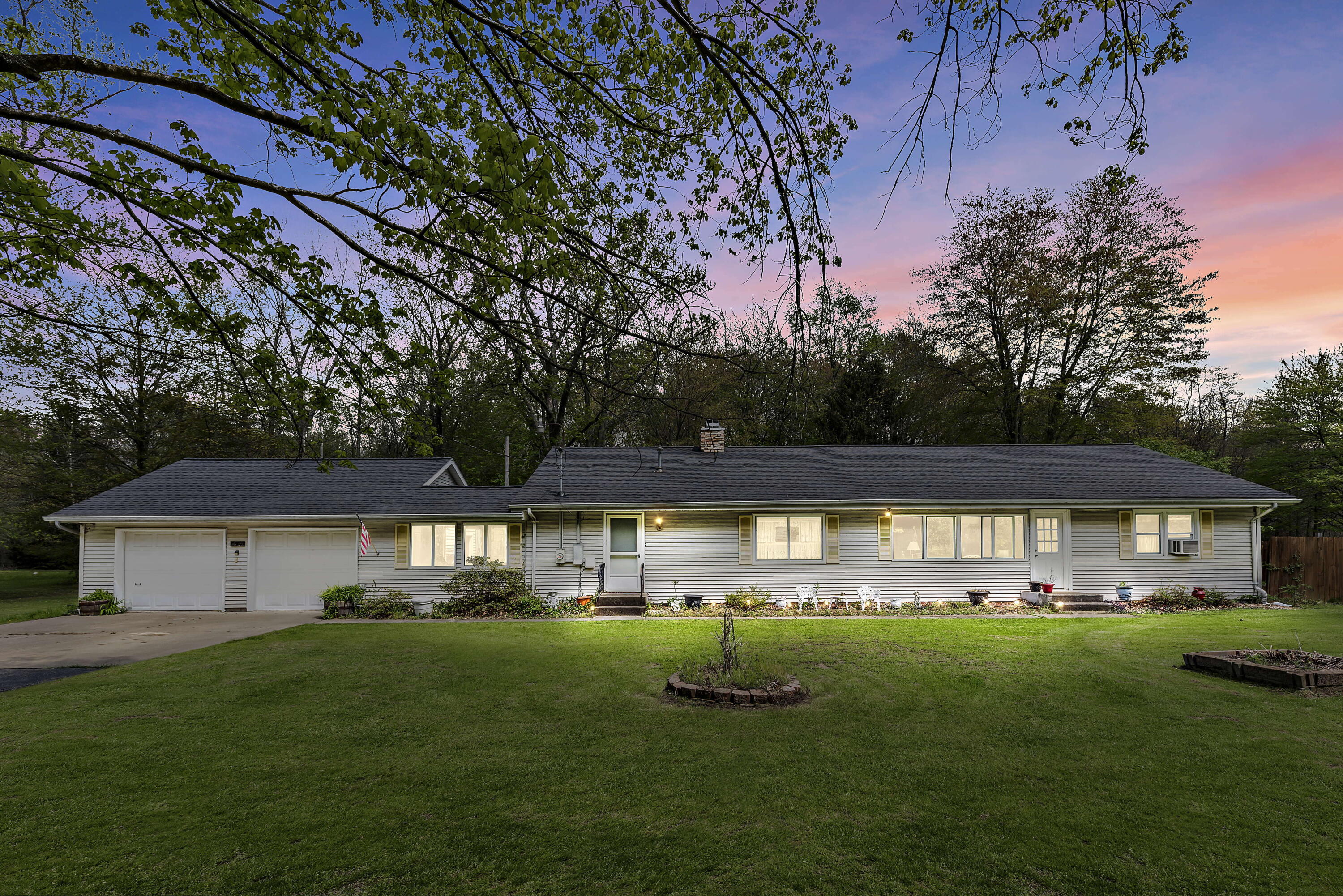 14731 Brown Road Lakeside, MI 49128 - Photo 1 of 48 1_null_DDP_7030_dte