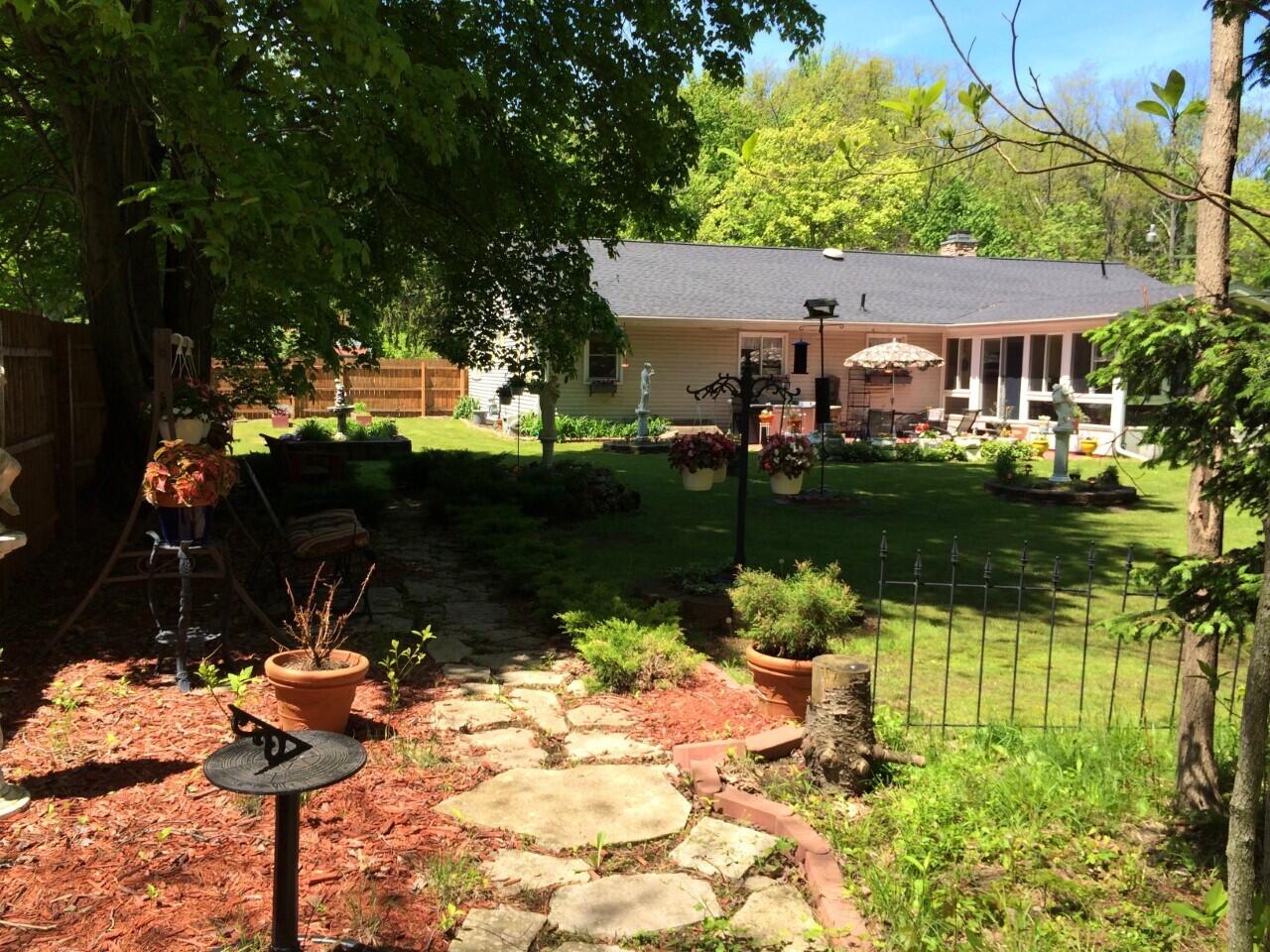 14731 Brown Road Lakeside, MI 49128 - Photo 36 of 48 thumbnail_IMG_0628