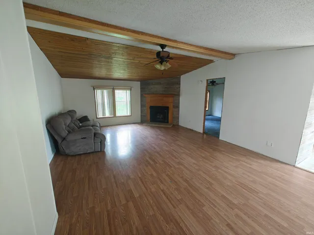 $202,000 | 78 EMS B6 Lane, Leesburg, IN 46538